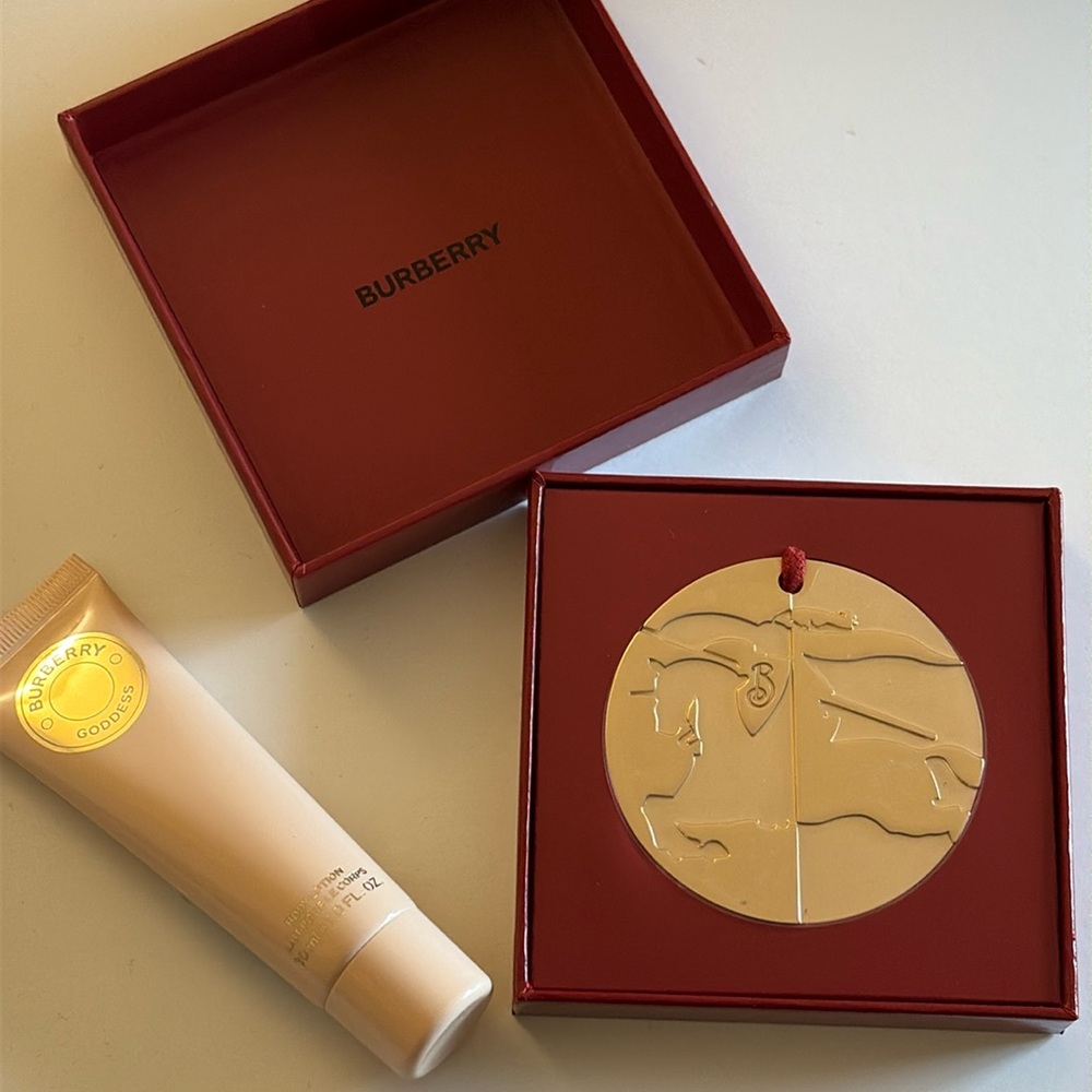 New Burberry Gold Medallion Ornament Red Cord Goddess Body Lotion 1.0 fl oz